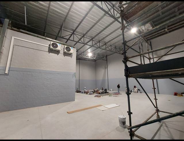 621M² WORKSHOP TO LET IN BUH REIN ESTATE